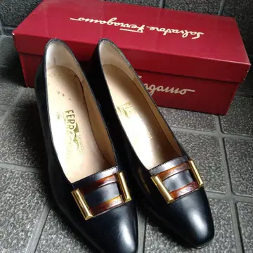 FERRAGAMO 블랙 가죽 스틸레토 신발