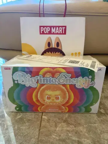 POP MART Big into Energy 봉제 인형