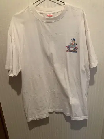 구제 의류 티셔츠