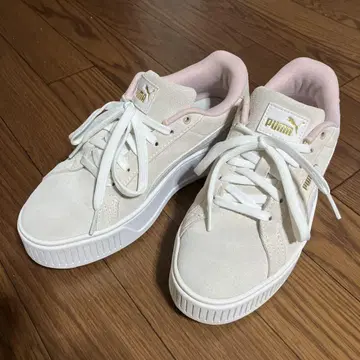 새상품급 PUMA 스웨이드 통굽 스니커즈 베이지/핑크 24cm