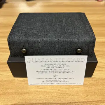 엠피우 밀레폴리에 콰드레티 블랙