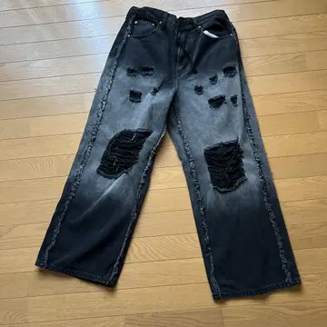 CatvariA 블랙 스트레이트 데님 M 사이즈