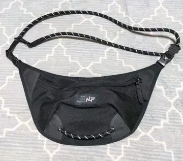 New Life Project 바디백 MOON SHOULDER