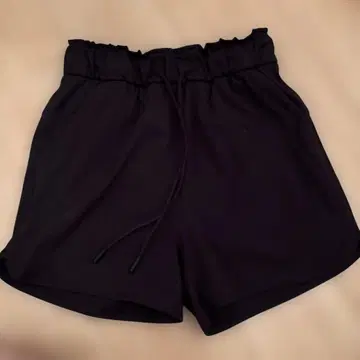 Lululemon Luxtreme 숏팬츠
