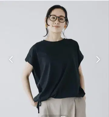 북유럽 생활용품점, 밑단이 예쁜 부드러운 벌룬 컷 티셔츠