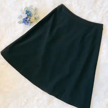 내추럴 뷰티 베이직 블랙 스커트 무릎 기장 M 사이즈