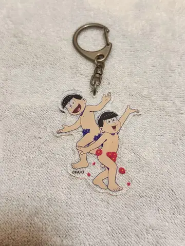 오소마츠 6쌍둥이 카라마츠 토도마츠 아크릴 키링 옷 갈아입기 파라다이스