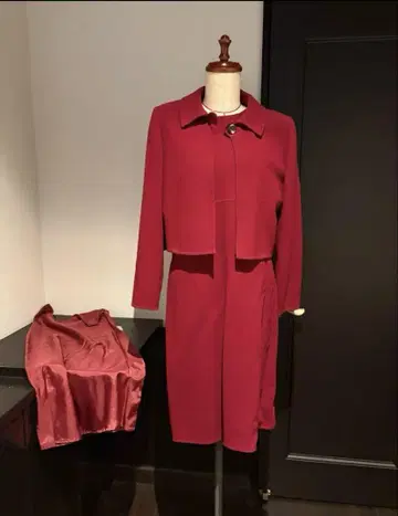 밀라 숄 빨간색 셋업