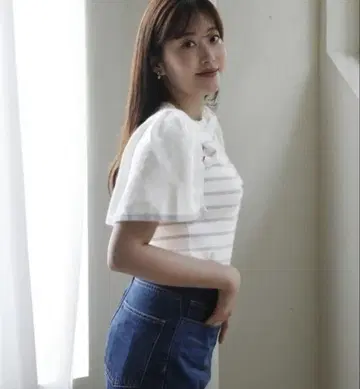 헤르립토 캡 소매 스트라이프 니트 톱