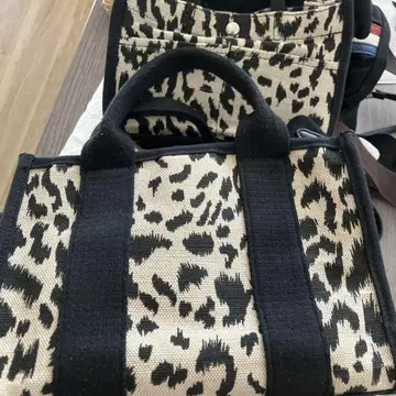 레오파드 무늬 토트백 숄더 스트랩 포함
