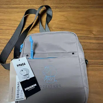 도라에몽 숄더 백