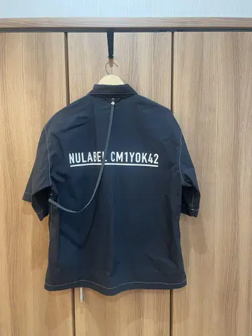 NULABEL CM1YOK42 블랙 셔츠 반팔