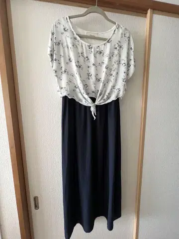 Pageboy 꽃무늬 롱 원피스 반팔