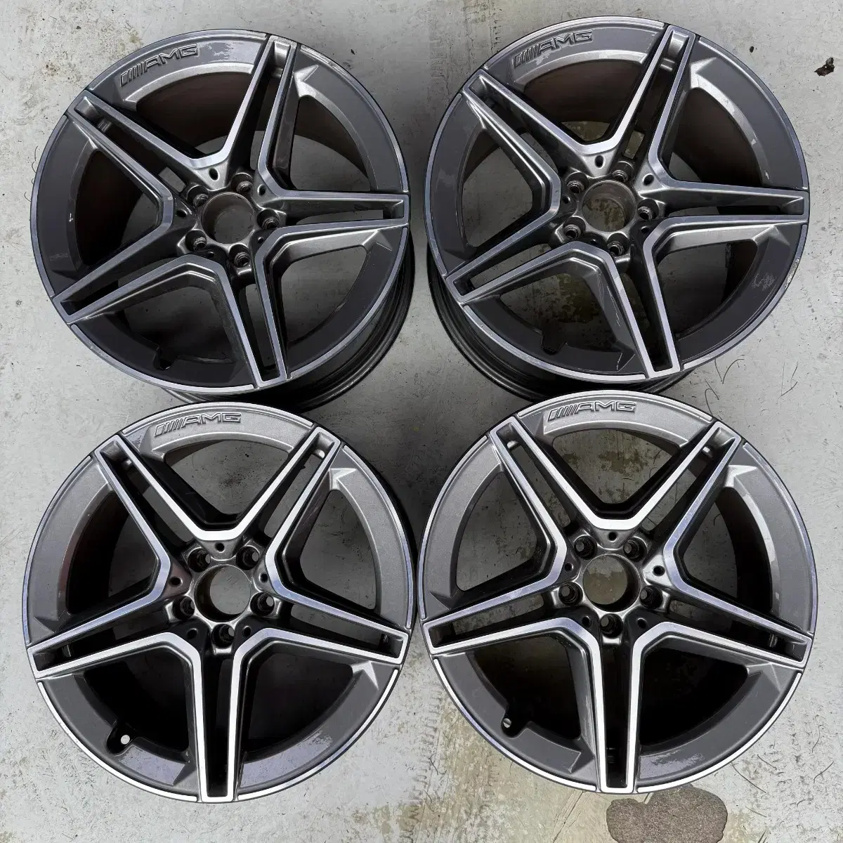 벤츠cls 19인치 순정별 amg휠23년식