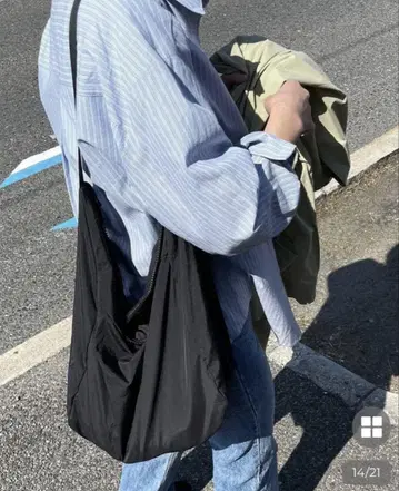 샤론 라이트 크로스 백 누가