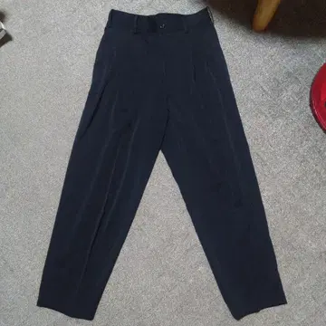 GARNIER 가르니에 FENRIR 슬랙스 페닐