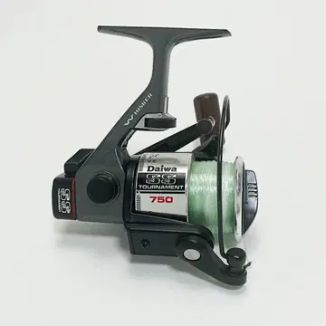 Daiwa Tournament 750 낚시릴