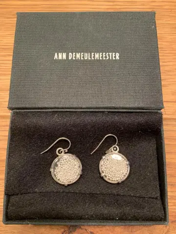 ANN DEMEULEMEESTER 안드무르메스터 실버 귀걸이