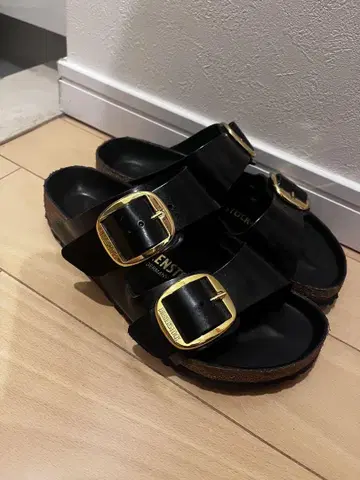 BIRKENSTOCK 블랙 샌들 37
