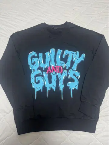guiltyguys 맨투맨 사이즈 L 블랙 페인트 로고