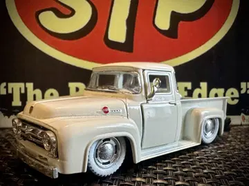 포드 F100 호박 픽업 킨스마트 1/32