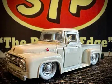 포드 F100 호박 픽업 킨스마트 1/32