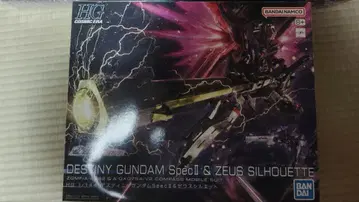 HG 데스티니 건담 SpecII & 제우스 실루엣