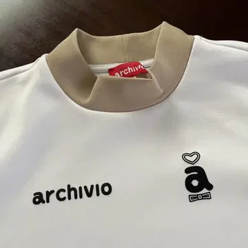 ARCHIVIO 아르치비오 모크넥 반팔 골프웨어 베이지