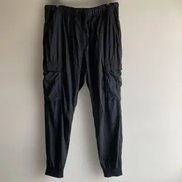 H&M 카고 팬츠 블랙 EUR L SLIM FIT 슬림핏