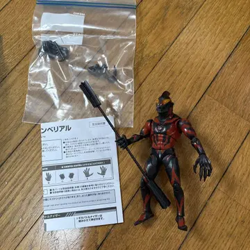 s.h.figuarts 울트라맨 베리알 (상자 없음)