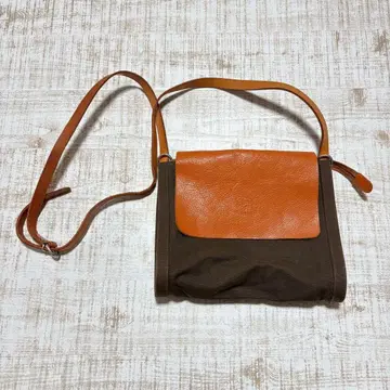 IL BISONTE 일비종떼 크로스 바디백 가죽 천연 가죽 제품