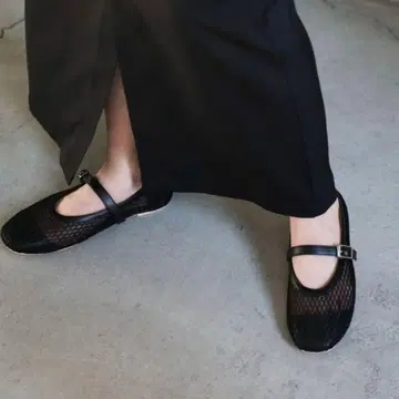 select MOCA 메쉬 플랫 펌프스