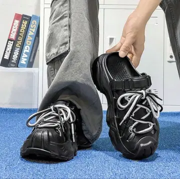 블랙 통굽 샌들