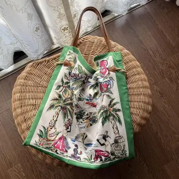 TREASURE TOPKAPI 새틴 스카프 백 탑카피 토트백