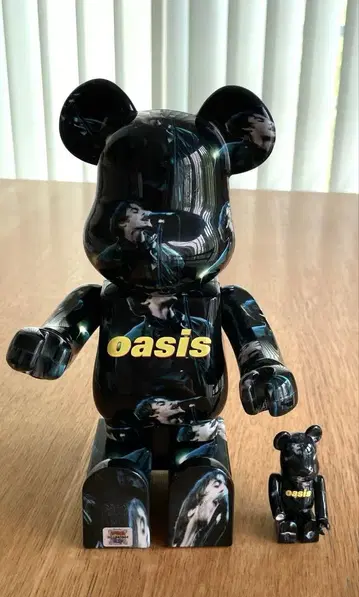 oasis 베어브릭 400% 100%