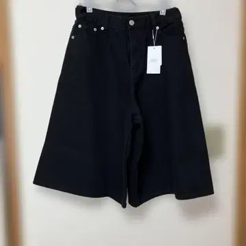 새상품 로리즈팜 데님 하프 팬츠 블랙 L