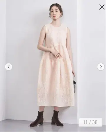 새상품 유나이티드 애로우즈 에어리 도트 자카드 원피스