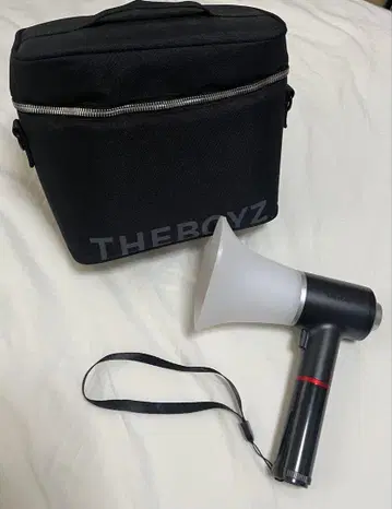 THE BOYZ 응원봉 케이스 포함