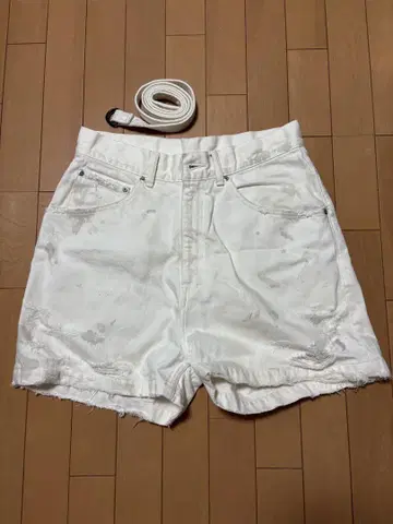 ancellm CRASH DENIM SHORTS(WHITE)