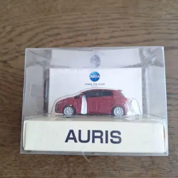AURIS 빨간색  쵸로Q