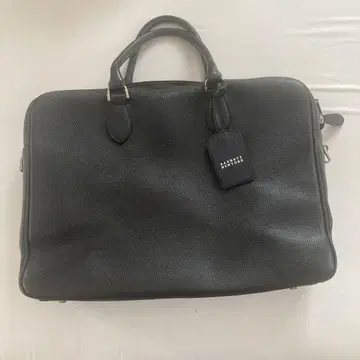BERNEYS NEW YORK 블랙 가죽 비즈니스 백