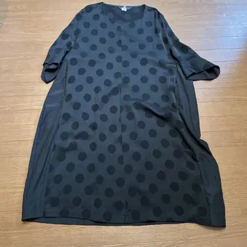 도트 무늬 롱 원피스 모에