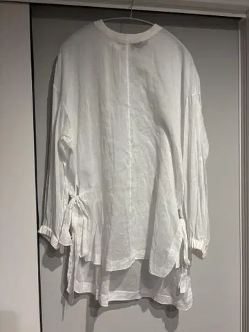 드로어 Drawer 크루넥 블라우스 사이드 리본 벌룬 슬리브