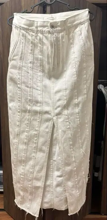 MOUSSY 화이트 데님 슬릿 스커트 사이즈 2