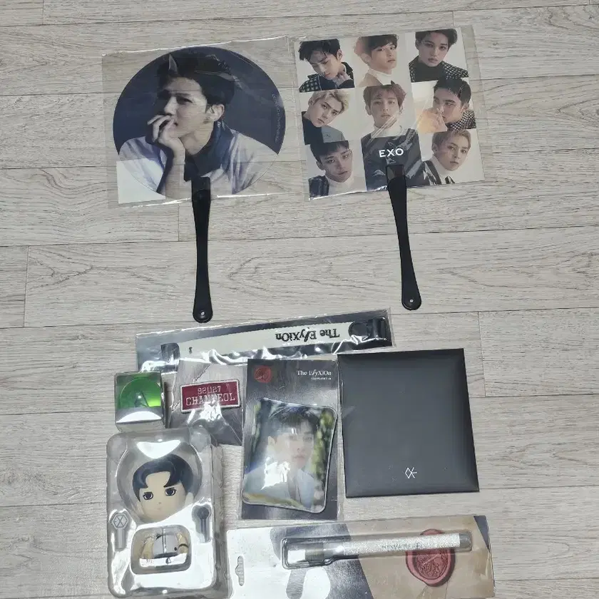 EXO | 엑소 Exo Goods on Bunjang Global Site.