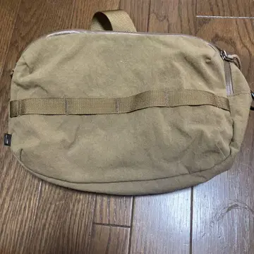 카리마 베이 바디백