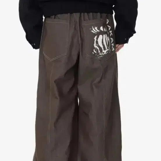 ◆AAKAM◆ Knee Pintuck Printed Denim Pants Brown Arkham Pintuck Print Denim Pants, Brown, Size 1 on Bunjang