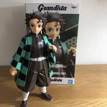 반다이 Grandista 탄지로 피규어