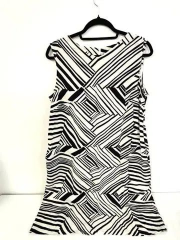 marimekko ALEKSANDRA 슬리브리스 원피스
