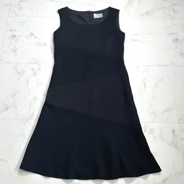 에포카자 샵 절개 A 라인 원피스 블랙 검정